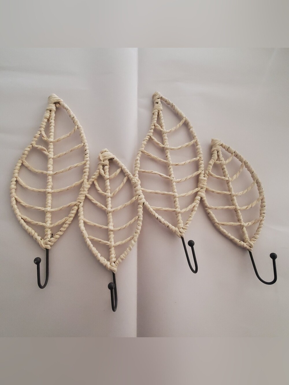 Leaf Straw Metal Wall Hanger . 4 Hooks. Boho Deco